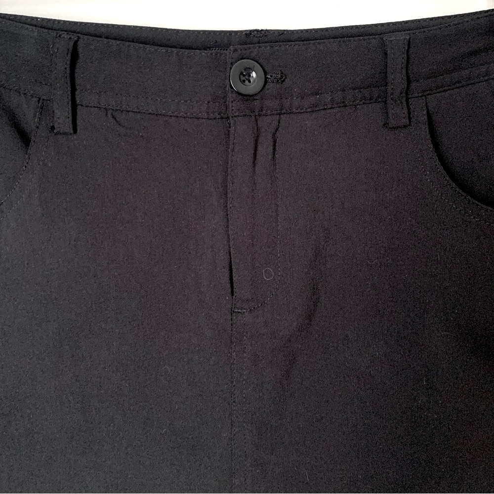 Mario Serrani size M black skort - Picture 3 of 10